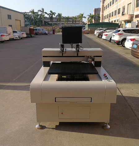 在玻璃深加工企業全自動玻璃切割機該如何選擇？